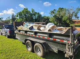 Best Furniture Removal  in Floresville, TX